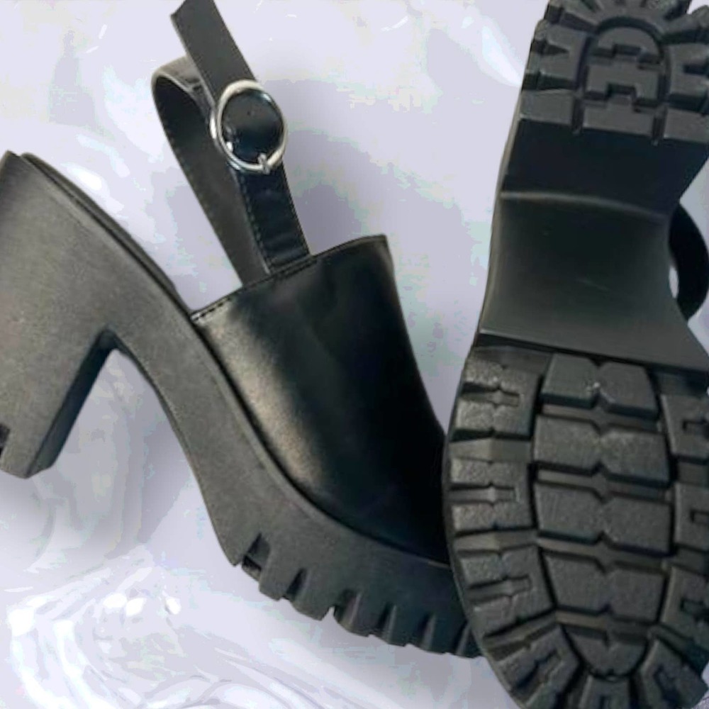 Madden Girl Women's Kellin Heeled Sandal